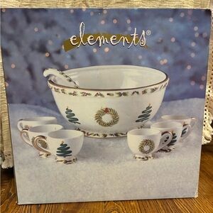 Golden Holiday Punch Bowl Set